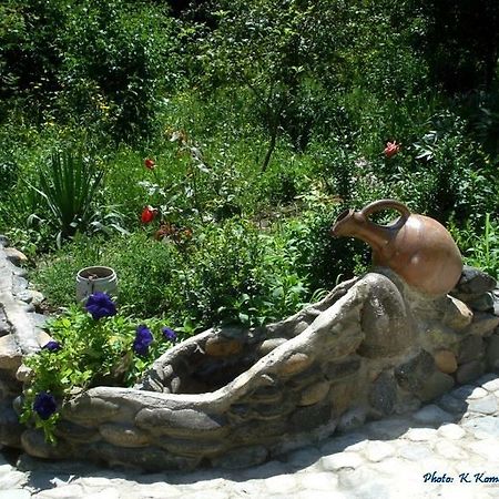 Nina B&B Dilijan Luaran gambar